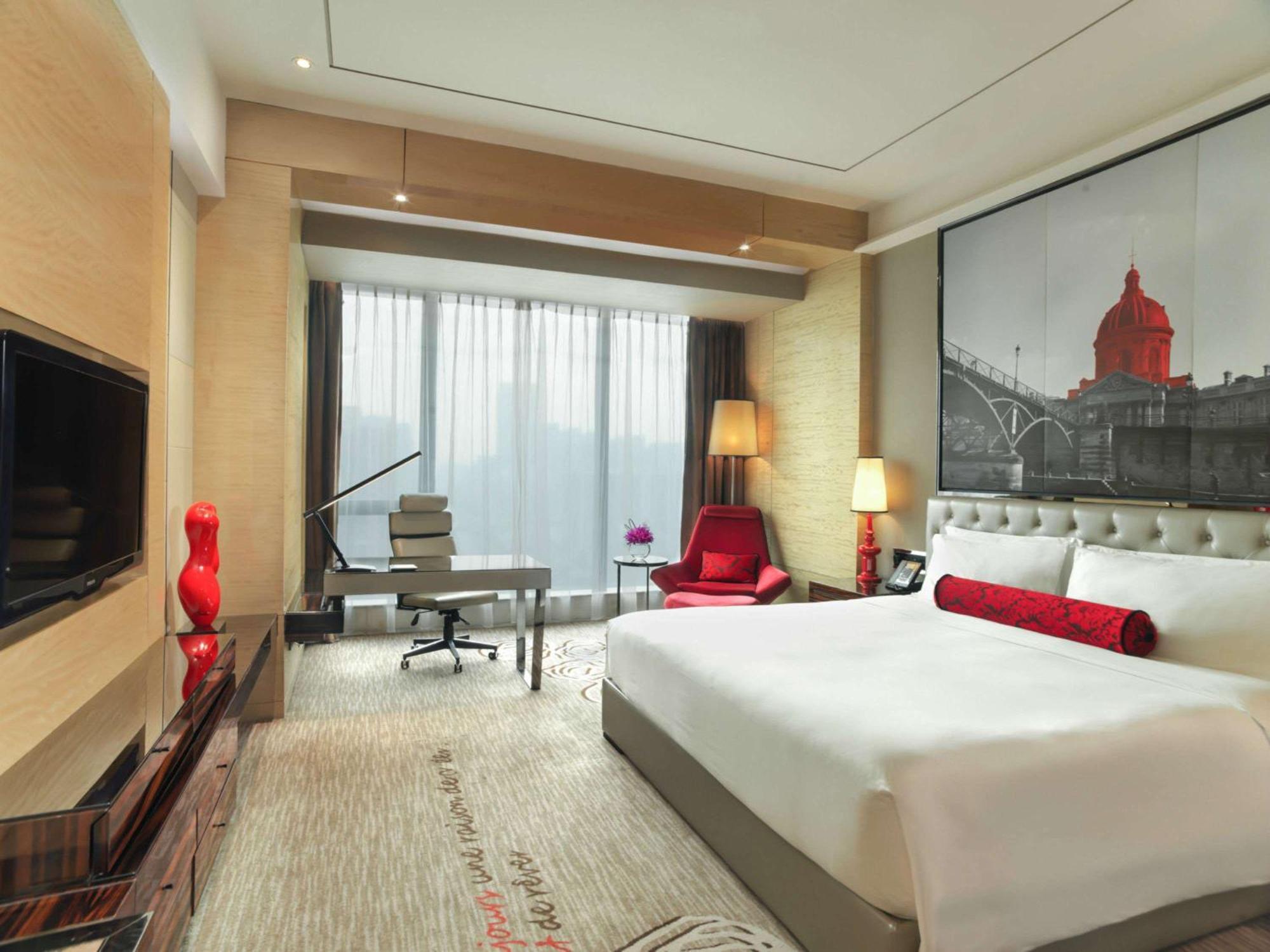 Sofitel Sunrich Hotel 5*